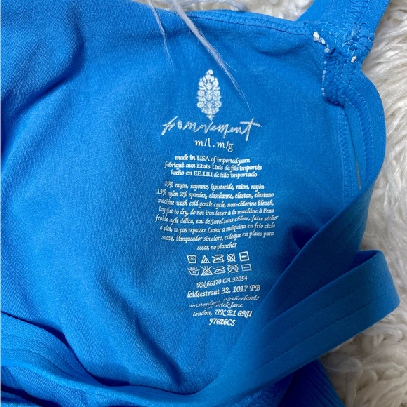 🌹NWOT Free People Movement Good Karma Onesie in the color Sapphire Size XS/S - Picture 7 of 8